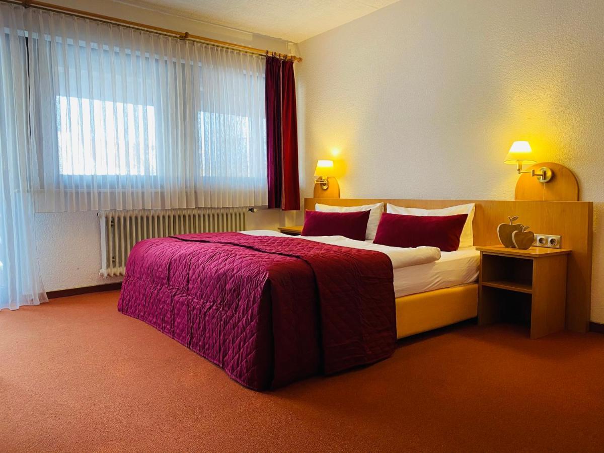 Hotel Zum Goldenen Adler Pfarrweisach Esterno foto